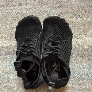 Nortiv 8 Black Kid Water Shoes 12